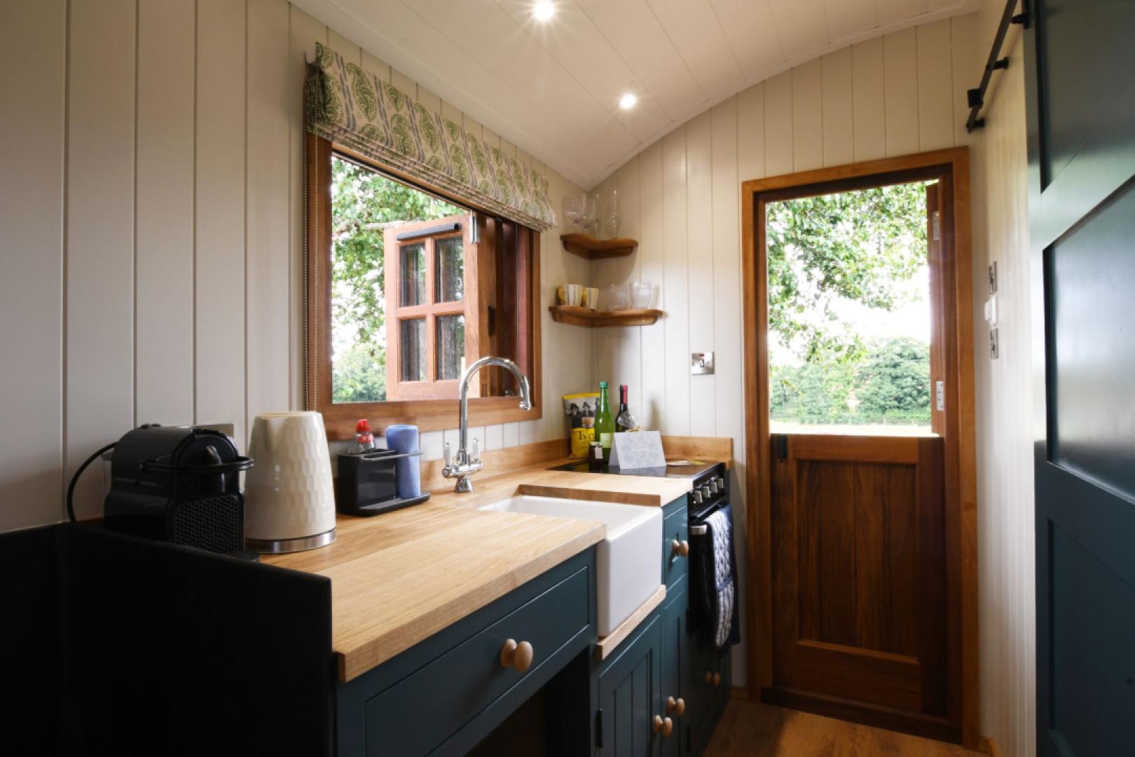 Image #7 for The Hideaway Hut | Rowley Farm Holidays