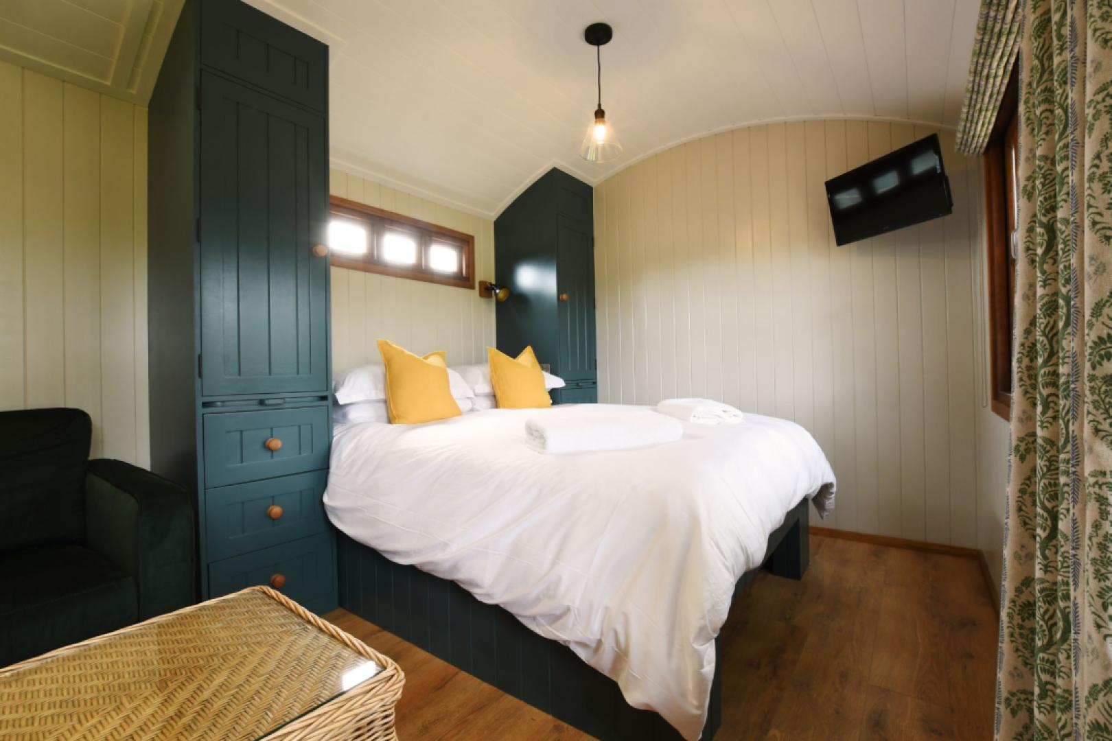 Image #5 for The Hideaway Hut | Rowley Farm Holidays